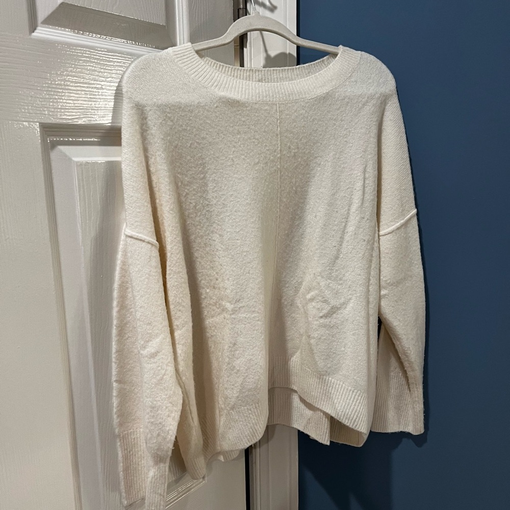 Vince Camuto Cream Women's Crew Neck Sweater